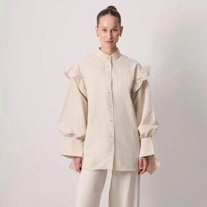 NWT TOUCHE PRIVE Brand Cream Statement Sleeve Shirt